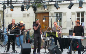Loup Denis Elion (Comédien) au chant